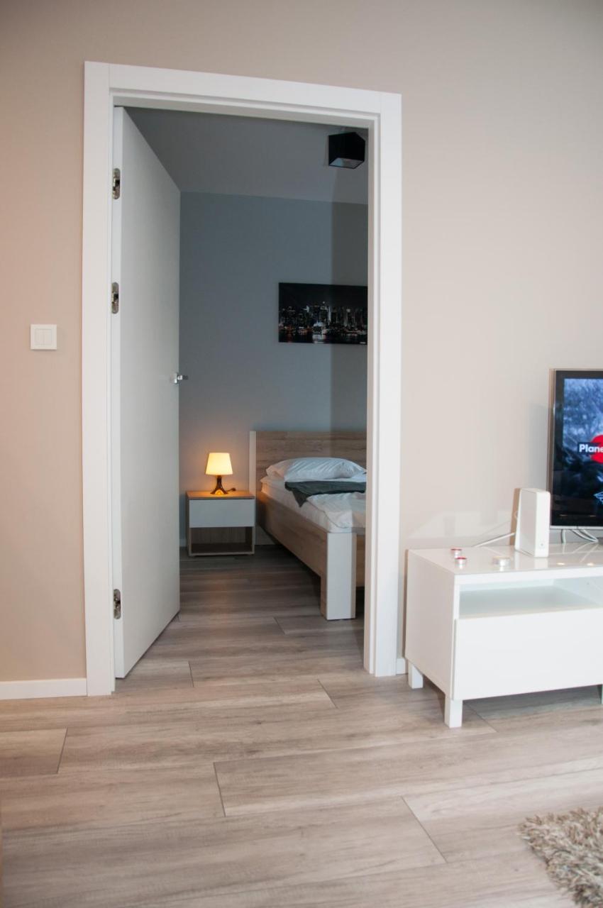 Apartament Cybernetyki Mokotów Varsó Kültér fotó